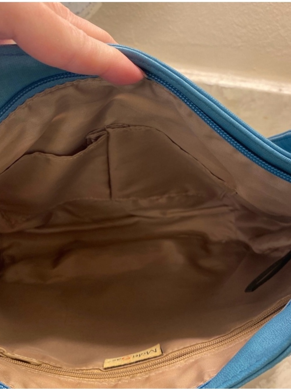 Multi Sac  Teal Blue Shoulder Bag with Front Zip Pockets - Picture 3 of 9
